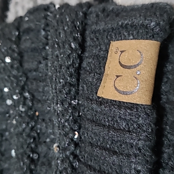 C.C EXCLUSIVE SEQUINS MESSY-BUN PONYTAIL KNIT BEANIE STOCKING HAT - Picture 2 of 8